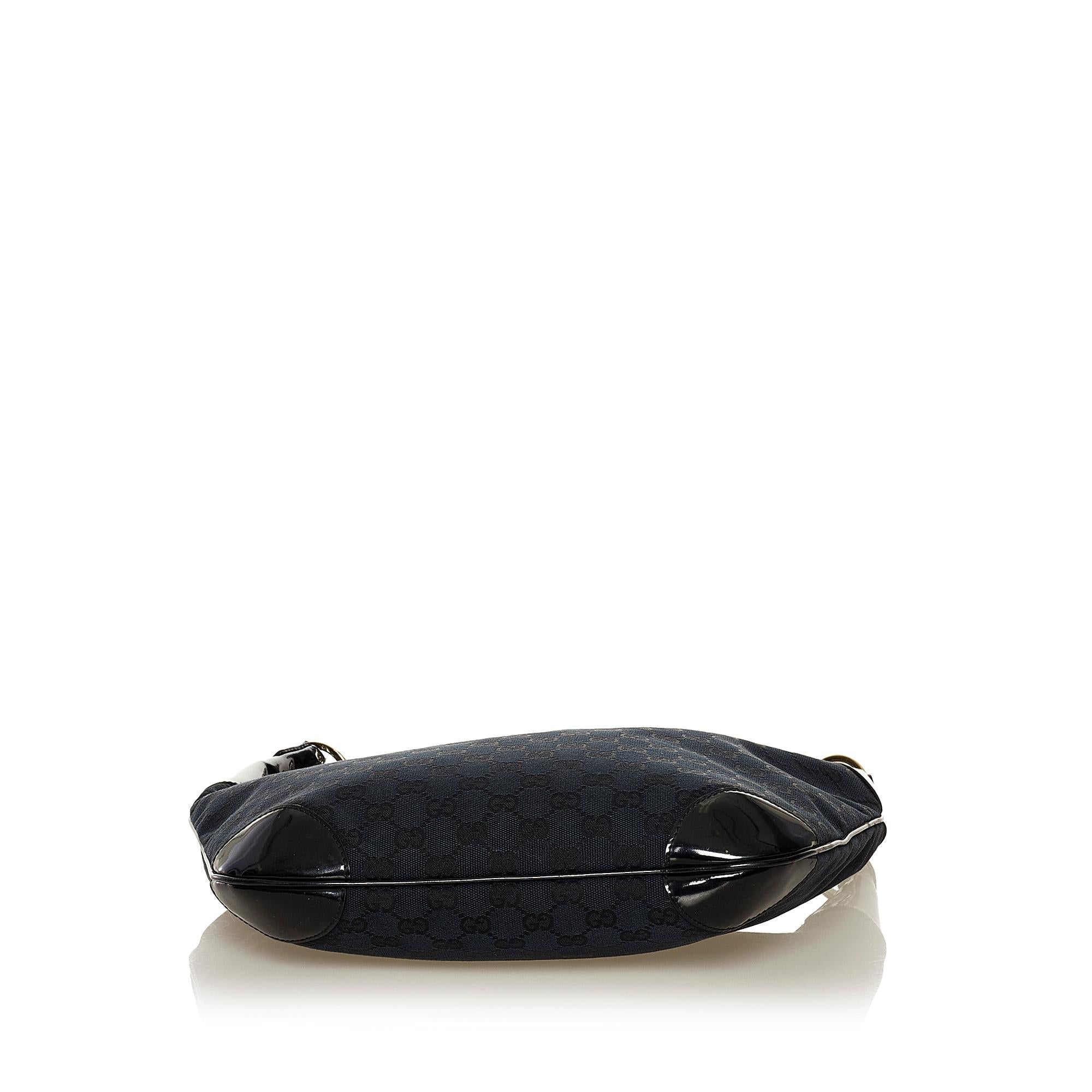 Gucci GG Canvas Shoulder Bag (SHG-34874)