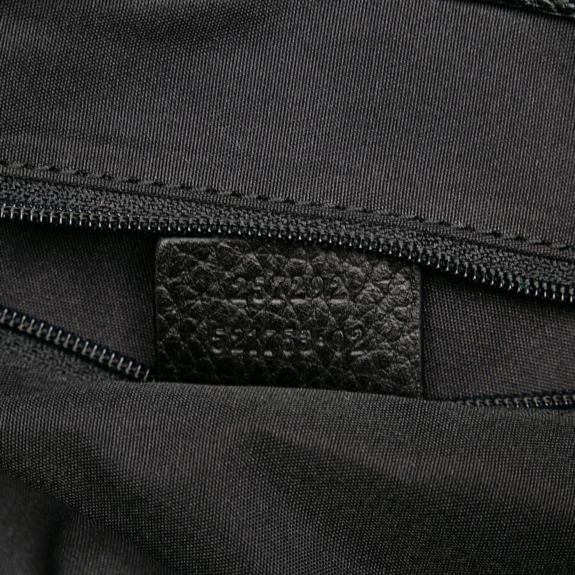 Gucci GG Canvas Shoulder Bag (SHG-36157)