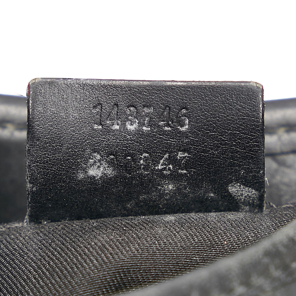 Gucci GG Canvas Shoulder Bag (SHG-ibi7U4)