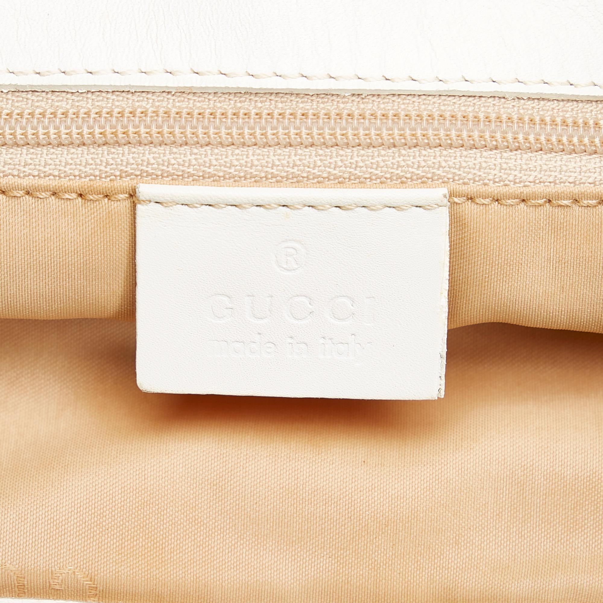 Gucci GG Canvas Shoulder Bag (SHG-eqbf6f)