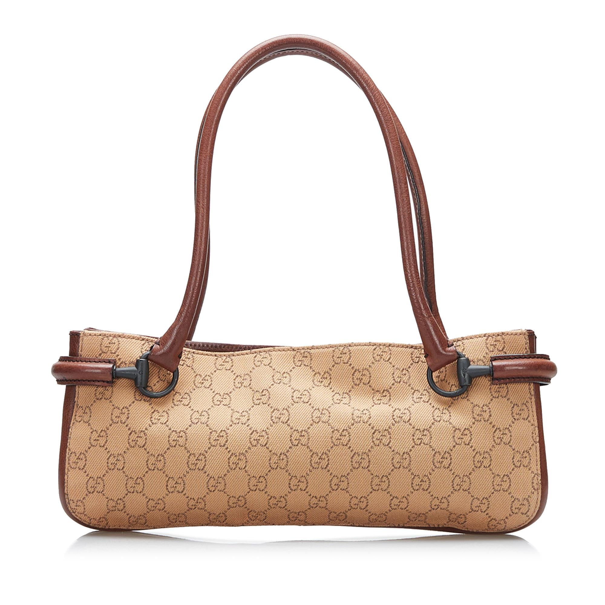 Gucci GG Canvas Shoulder Bag (SHG-joTFWM)