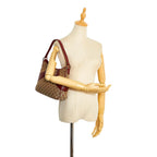 Gucci GG Canvas Shoulder Bag (SHG-P3d4eF)