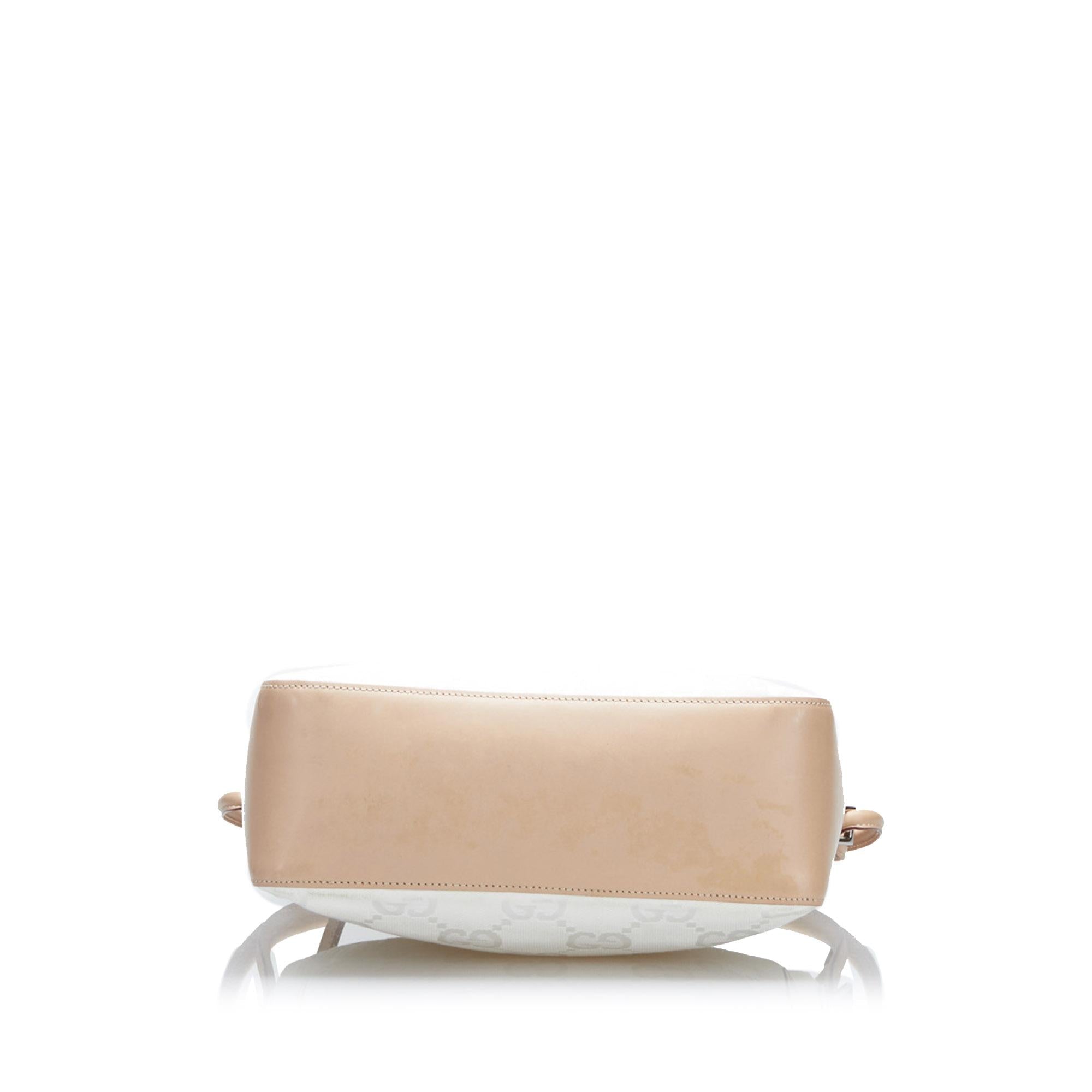 Gucci GG Canvas Shoulder Bag (SHG-71yywG)