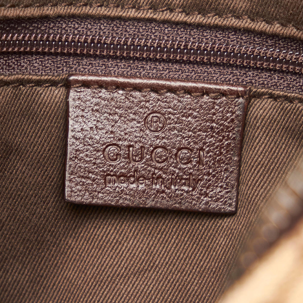 Gucci GG Canvas Shoulder Bag (SHG-mViepe)