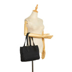 Gucci GG Canvas Shoulder Bag (SHG-p29h3z)