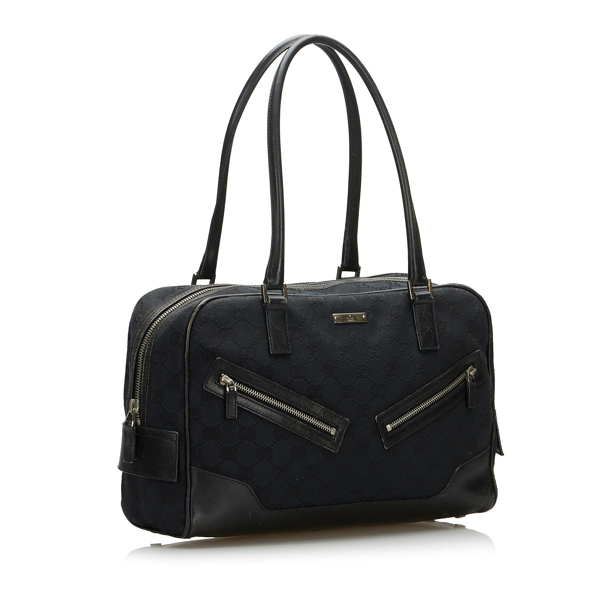 Gucci GG Canvas Shoulder Bag (SHG-sJp5PJ)