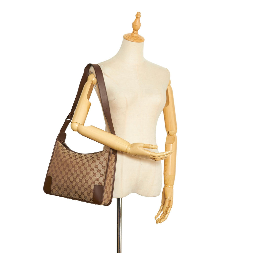 Gucci GG Canvas Shoulder Bag (SHG-x3GZn7)