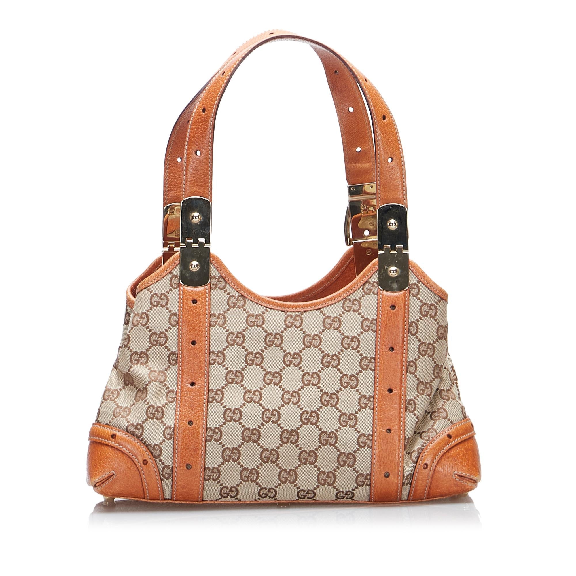 Gucci GG Canvas  Shoulder Bag (SHG-83BnLV)