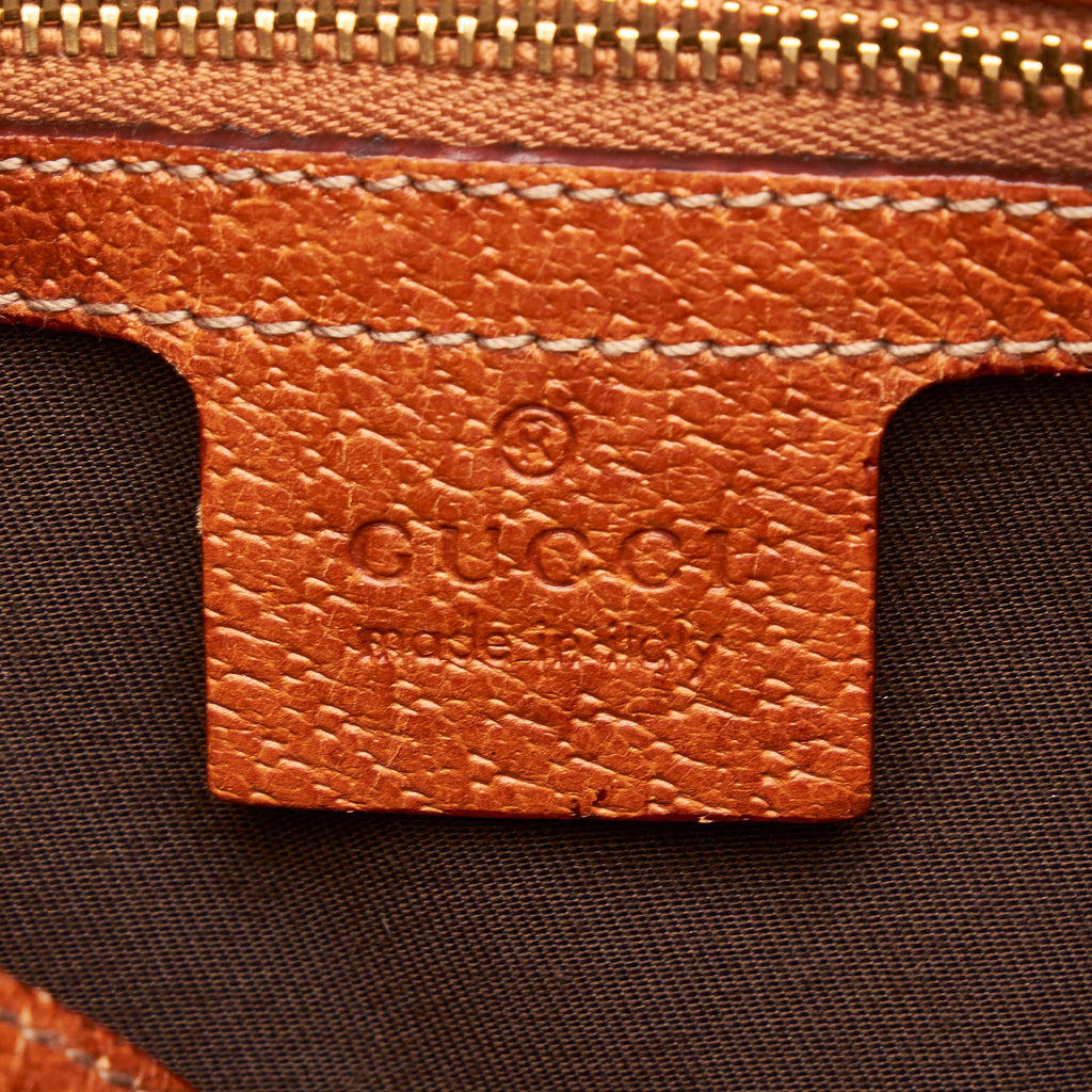 Gucci GG Canvas  Shoulder Bag (SHG-83BnLV)