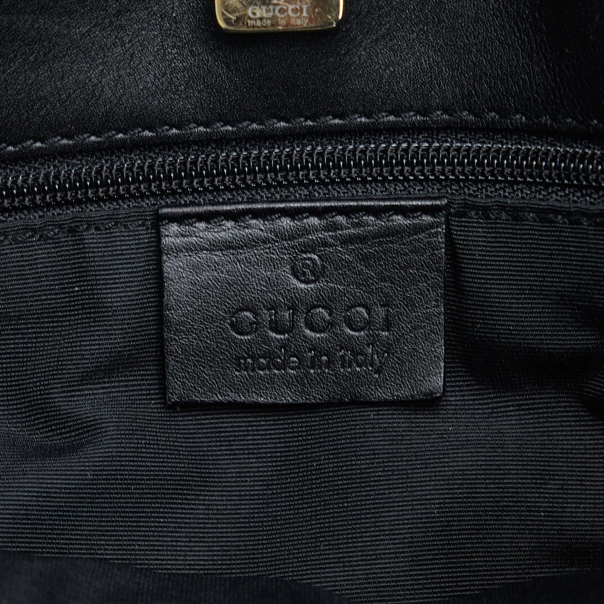 Gucci GG Canvas Shoulder Bag (SHG-BUr688)