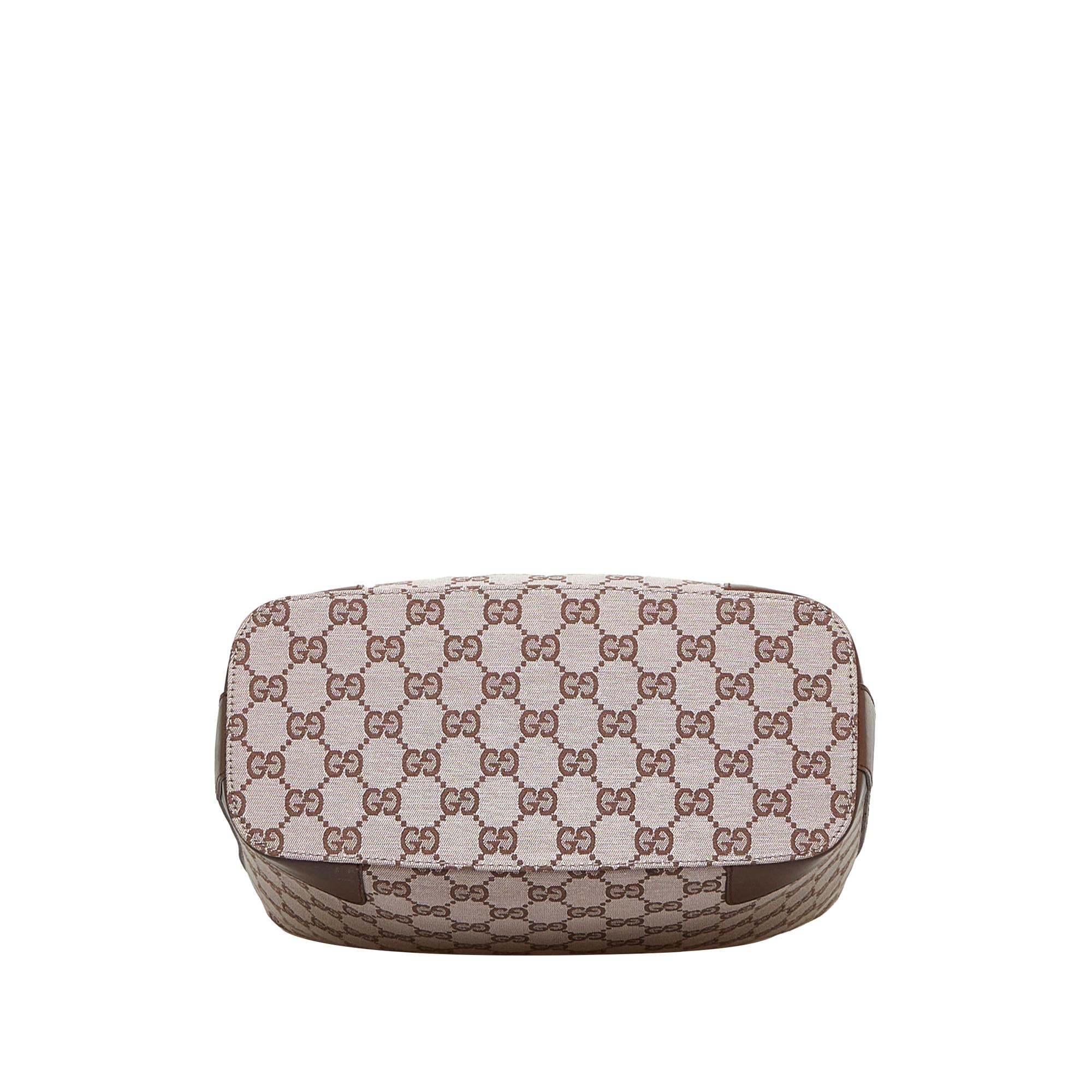 Gucci GG Canvas Shoulder Bag (SHG-MkP5Uj)