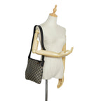 Gucci GG Canvas Shoulder Bag (SHG-KtdU7n)