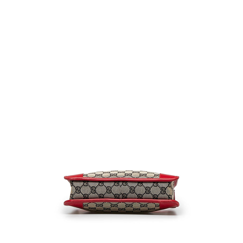Gucci GG Canvas Shoulder Bag (SHG-FZTgAi)