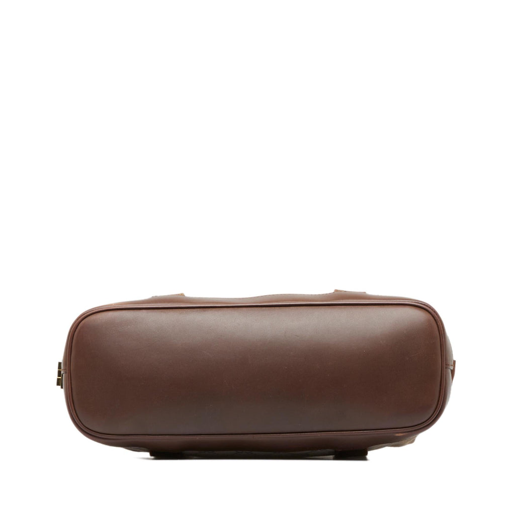 Gucci GG Canvas Shoulder Bag (SHG-TWQbJL)