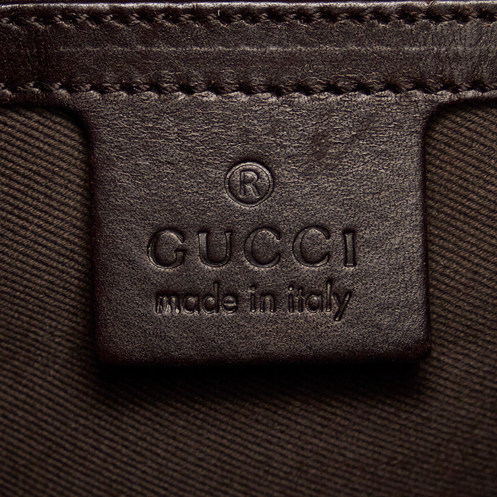 Gucci GG Canvas Shoulder Bag (SHG-BI7pTR)