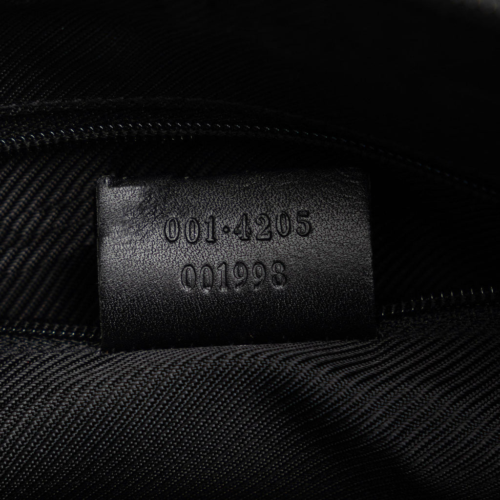 Gucci GG Canvas Shoulder Bag (SHG-VwA6iV)