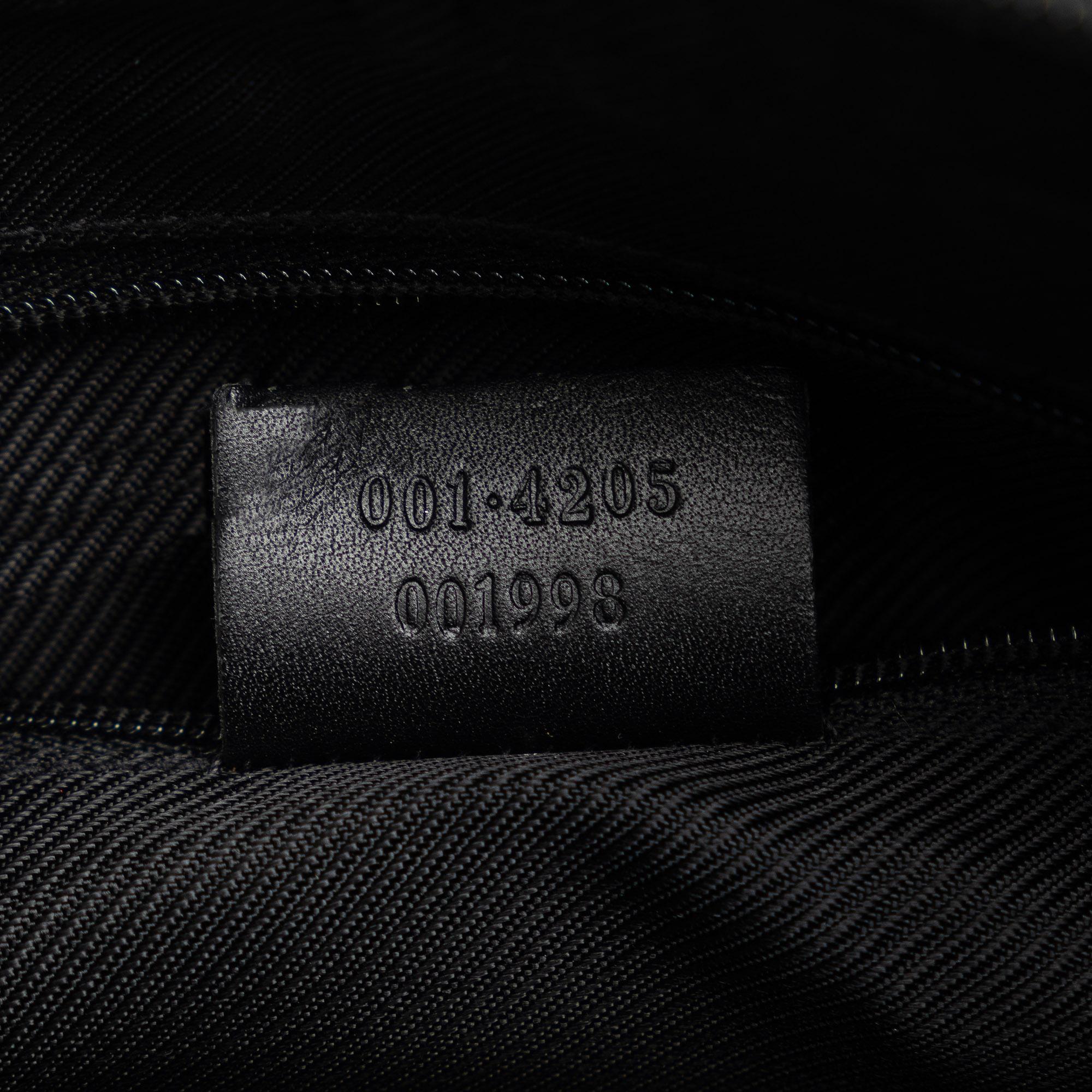 Gucci GG Canvas Shoulder Bag (SHG-VwA6iV)