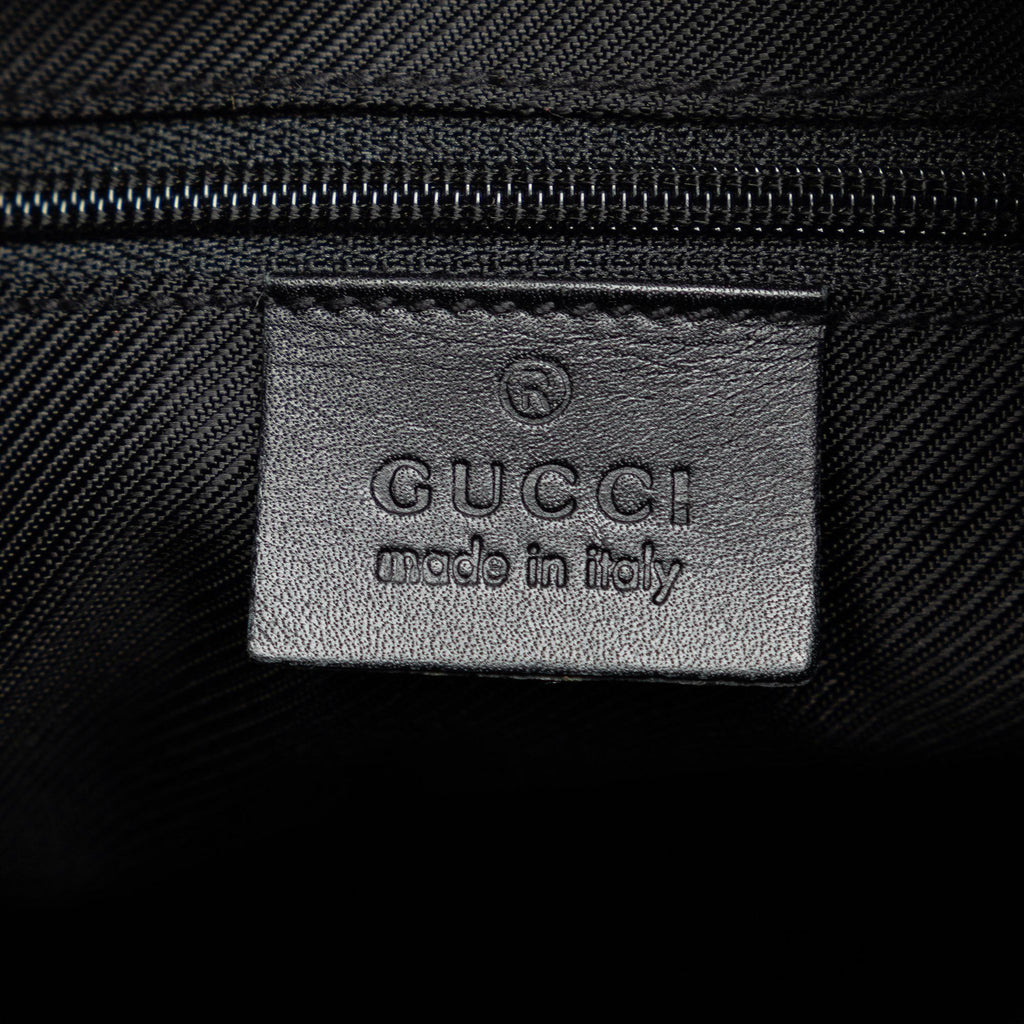 Gucci GG Canvas Shoulder Bag (SHG-VwA6iV)