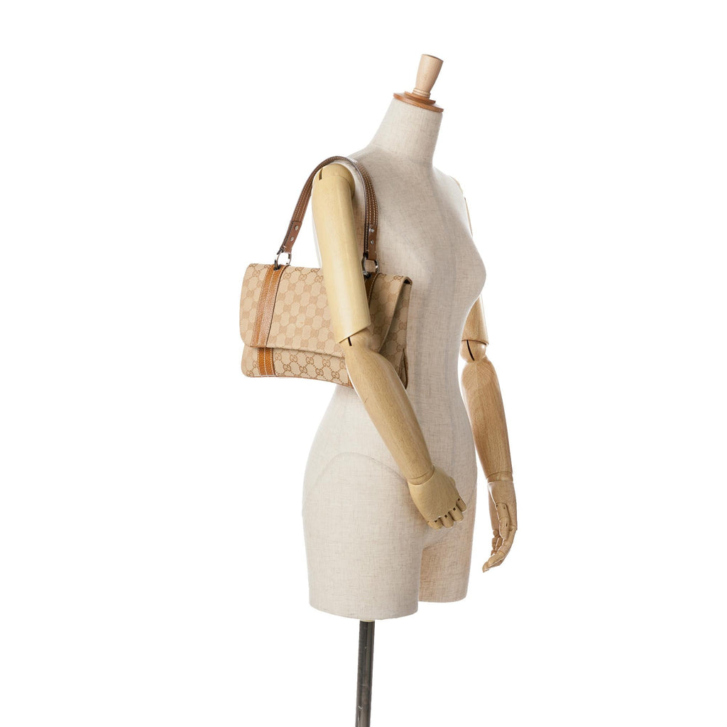 Gucci GG Canvas Shoulder Bag (SHG-4srSMf)