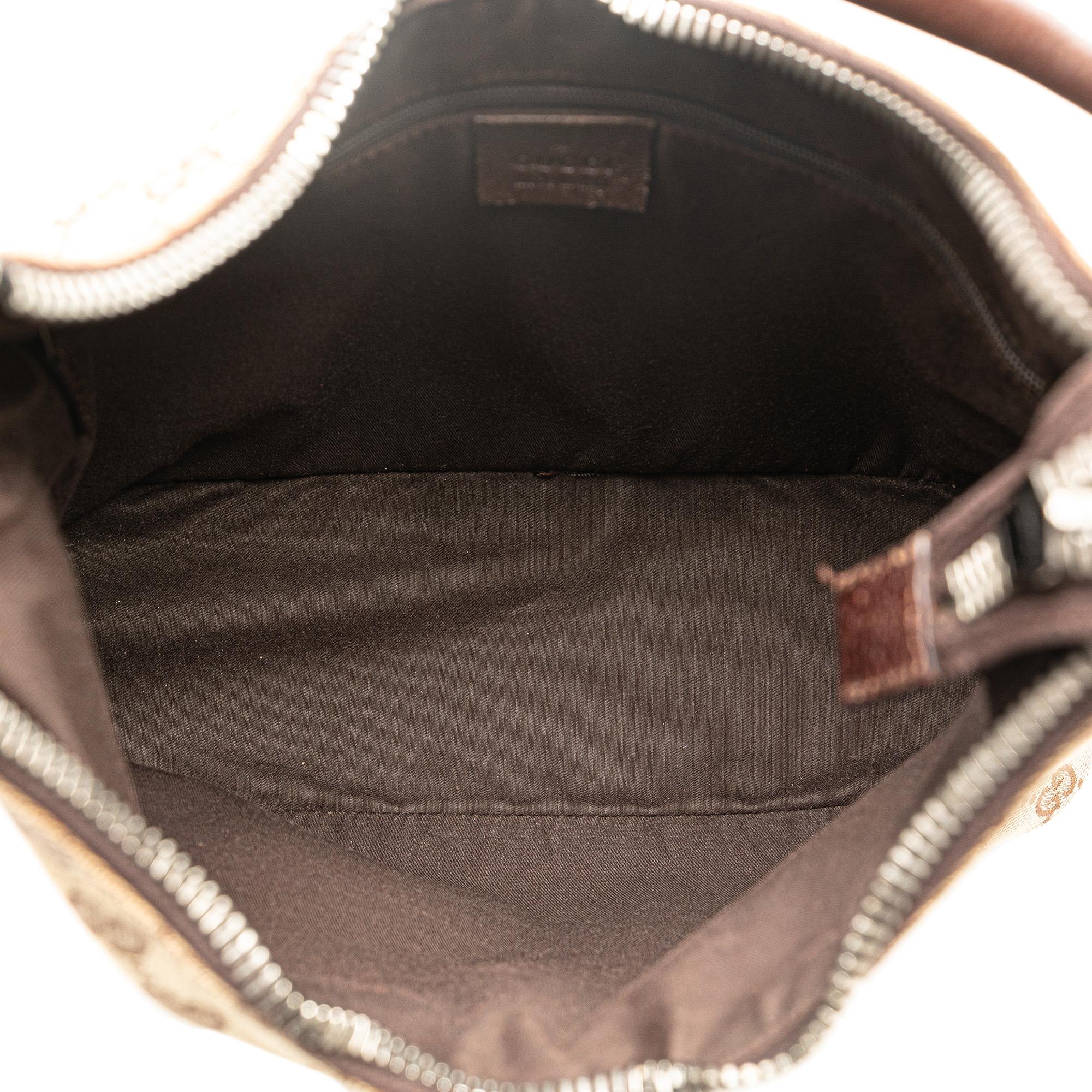 Gucci GG Canvas Shoulder Bag (SHG-Hp7LeE)