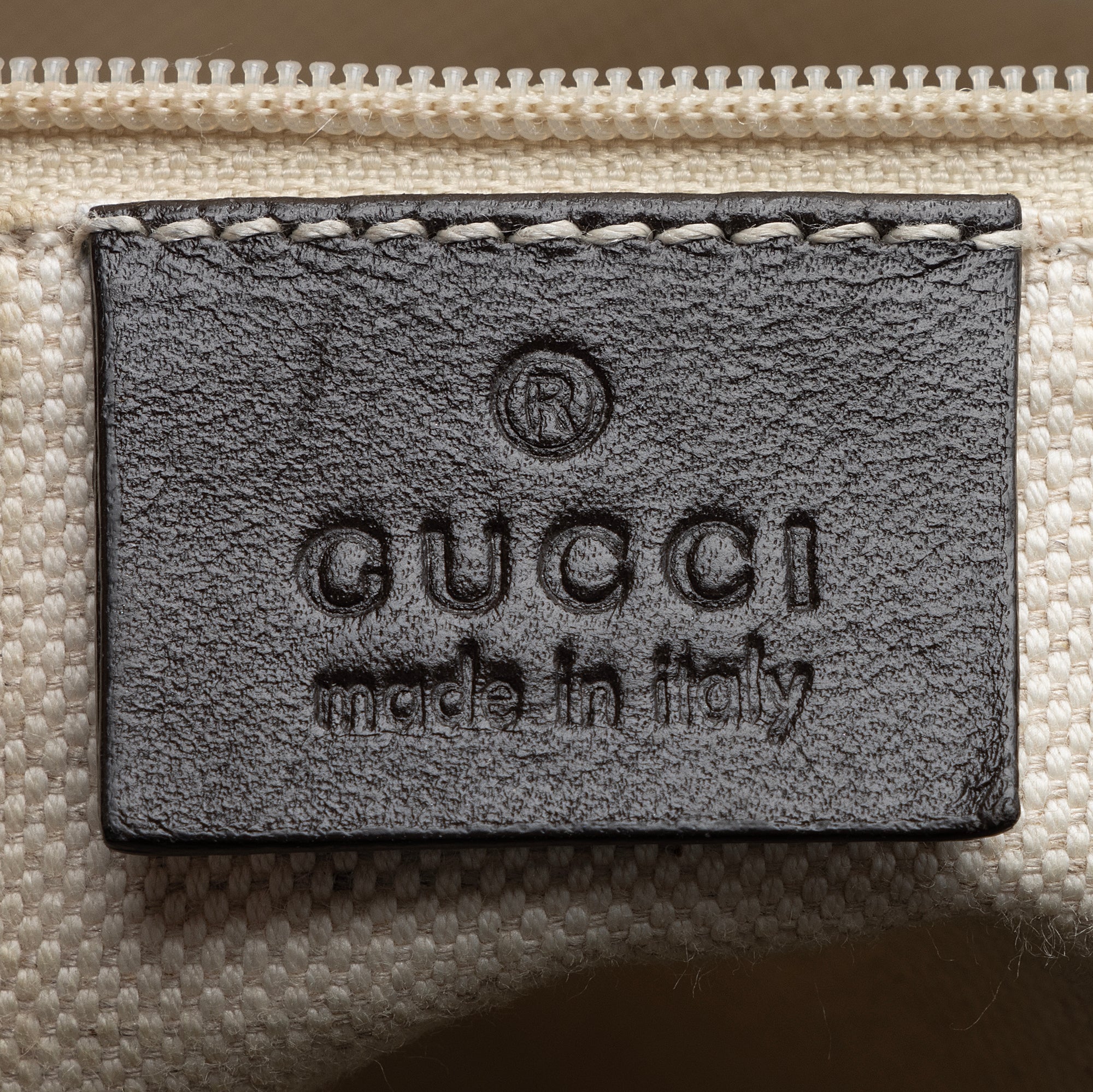 Gucci GG Canvas Sukey Messenger Bag (SHF-22606)
