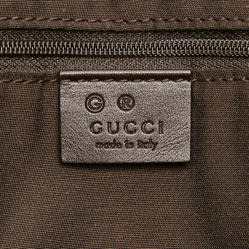 Gucci GG Canvas Sukey Shoulder Bag (SHG-PeWYIq)
