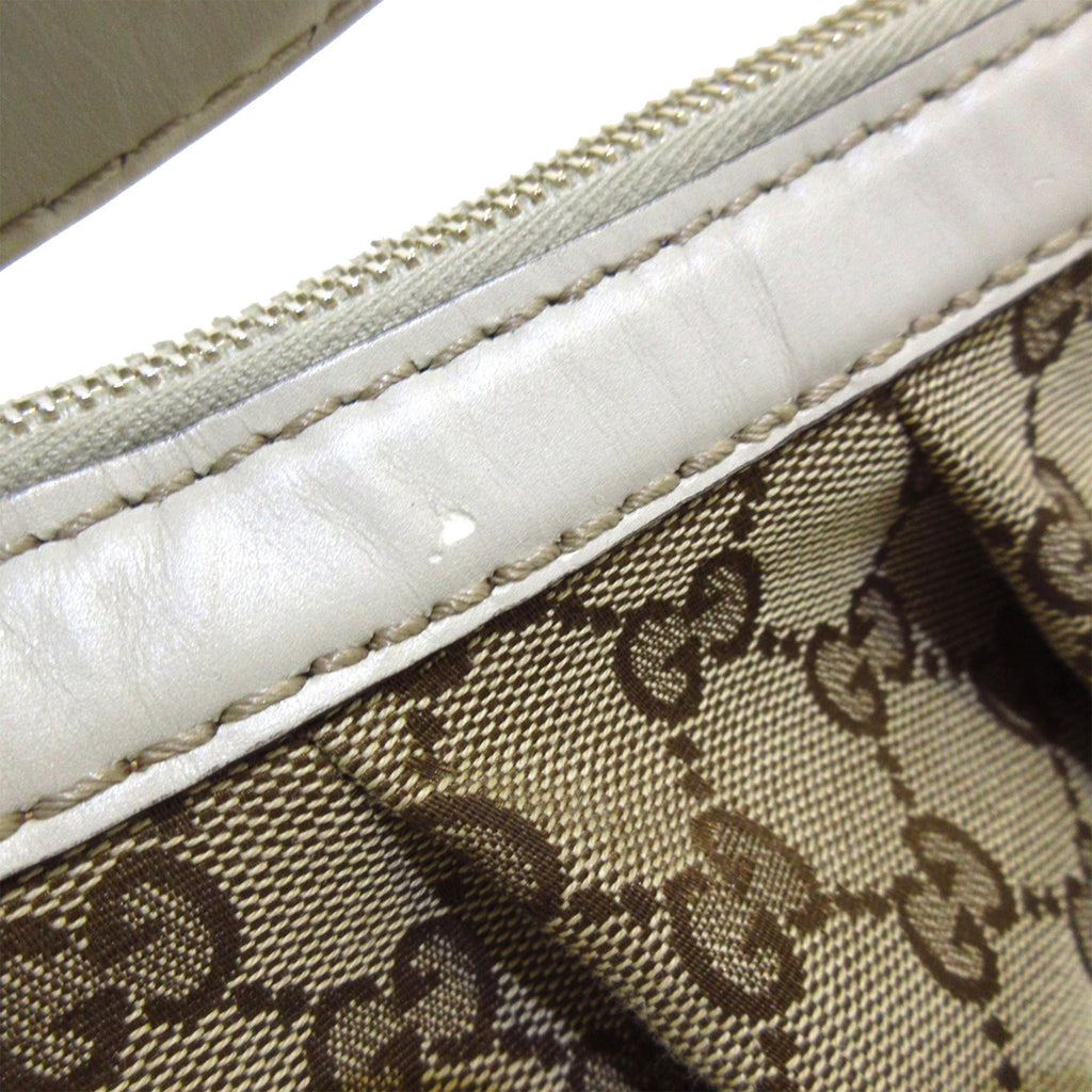 Gucci GG Canvas Sukey Shoulder Bag (SHG-BEWwh3)