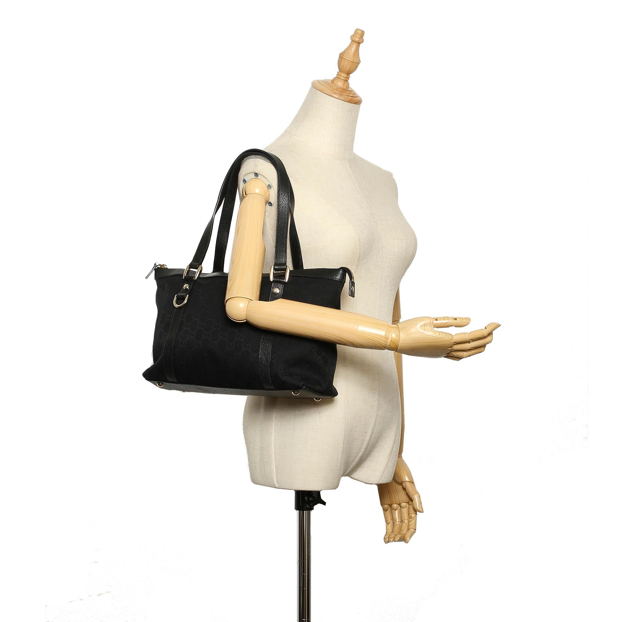 Gucci GG Canvas Tote Bag (SHG-22395)