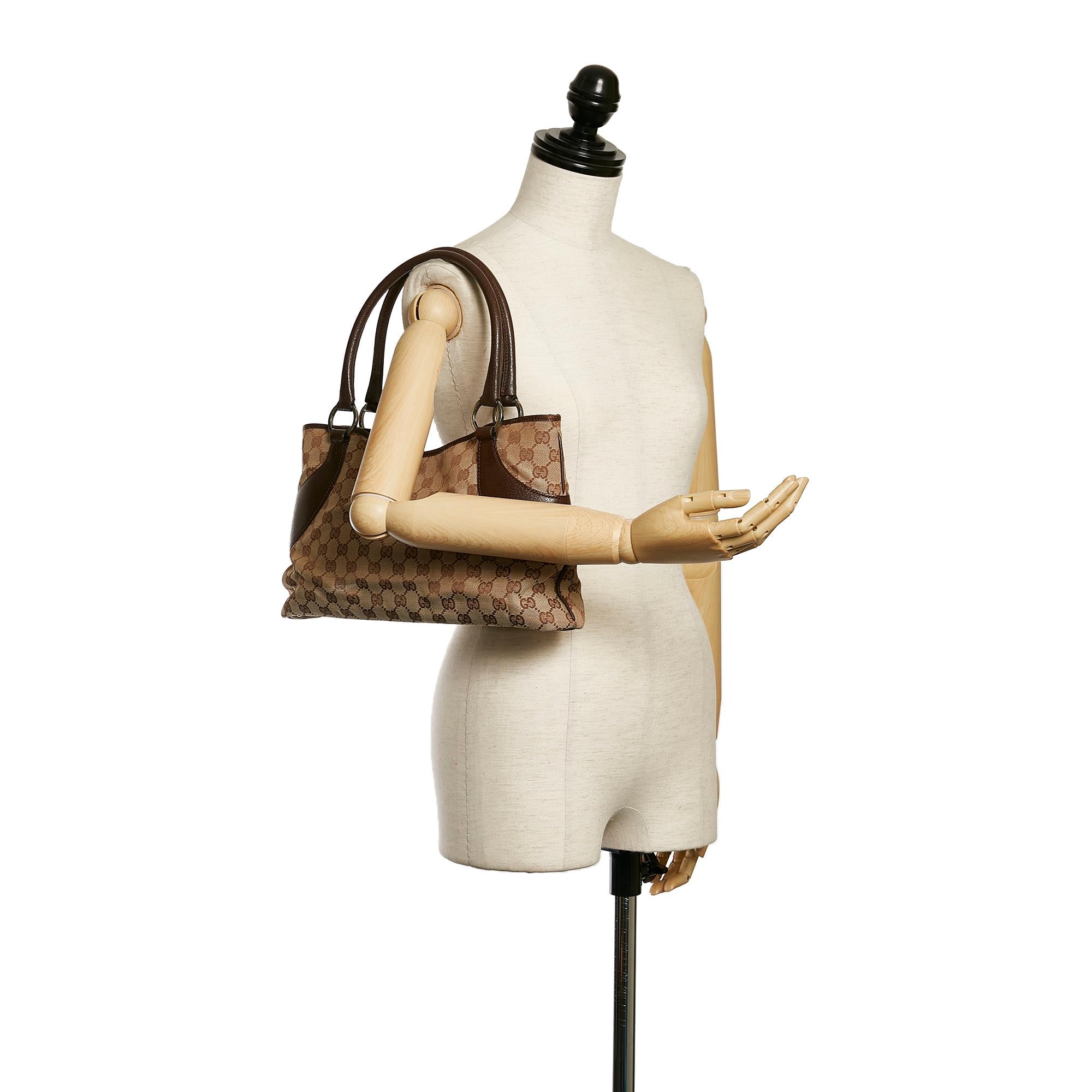 Gucci GG Canvas Tote Bag (SHG-31713)