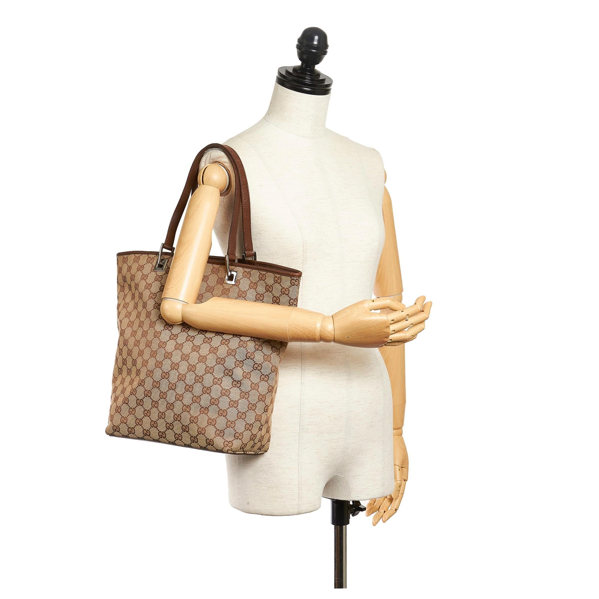 Gucci GG Canvas Tote Bag (SHG-32077)