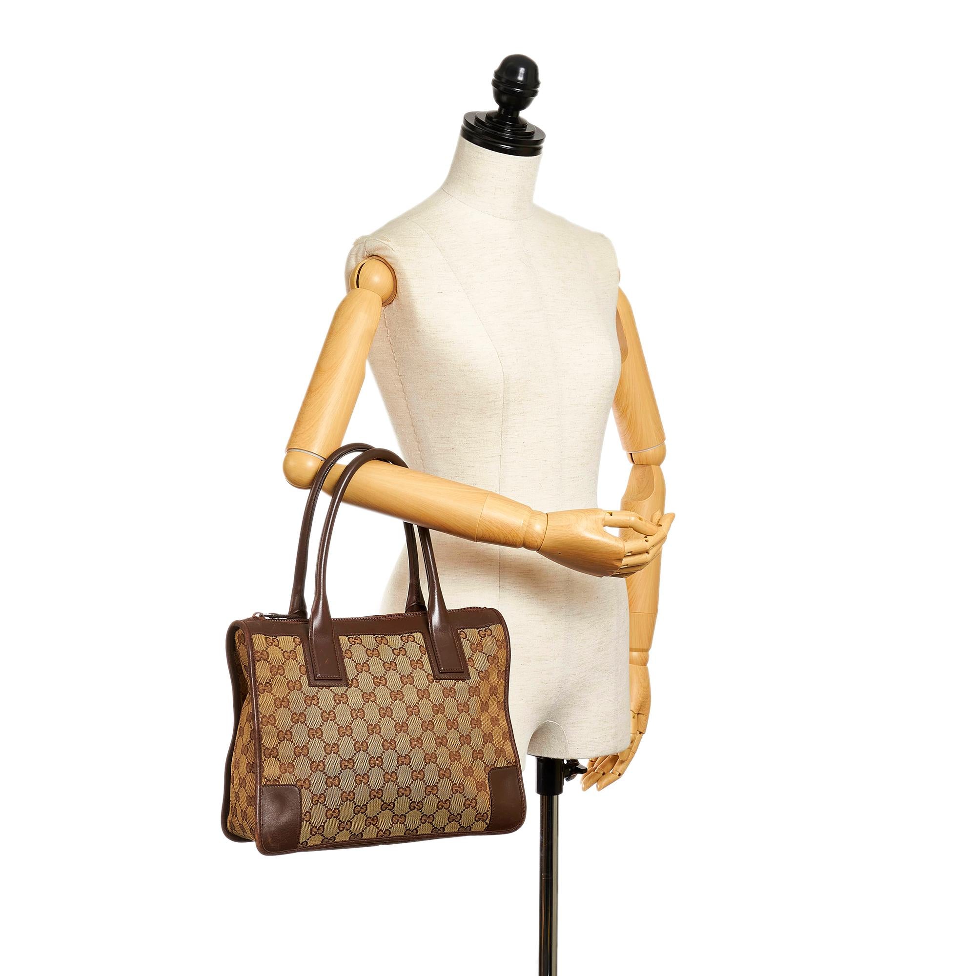 Gucci GG Canvas Tote Bag (SHG-32791)