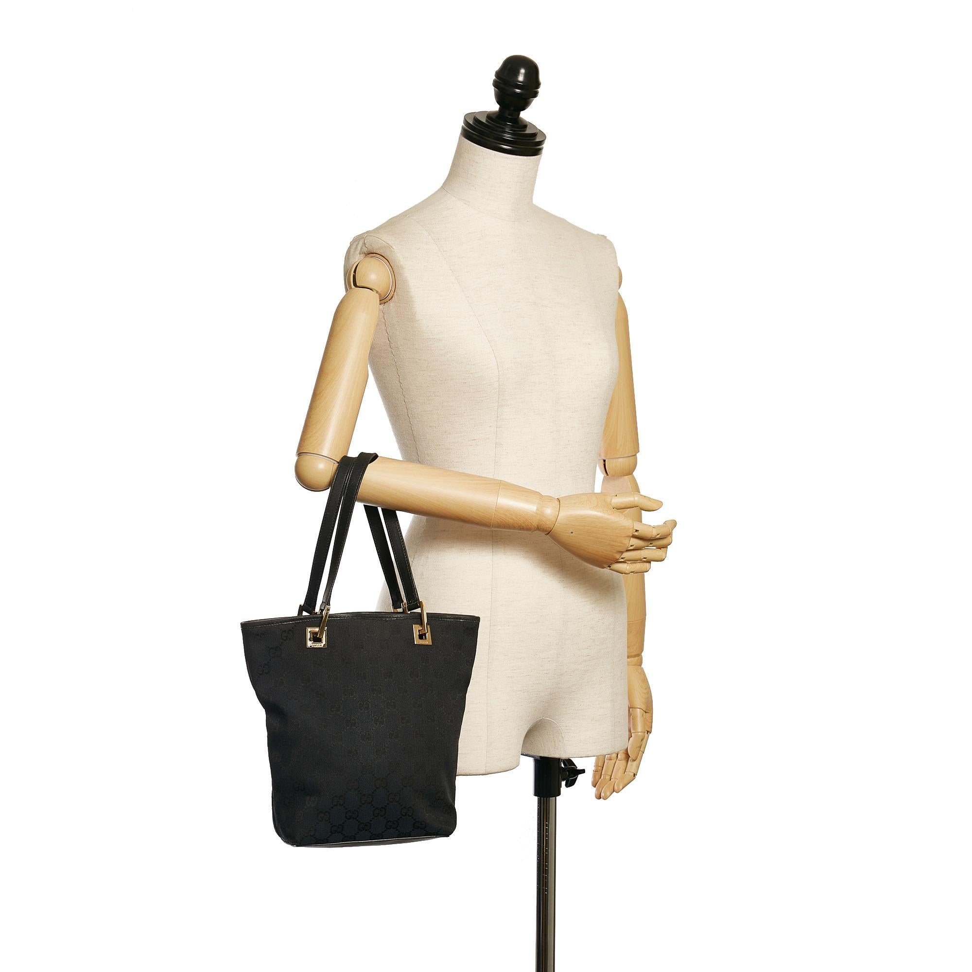 Gucci GG Canvas Tote Bag (SHG-34397)