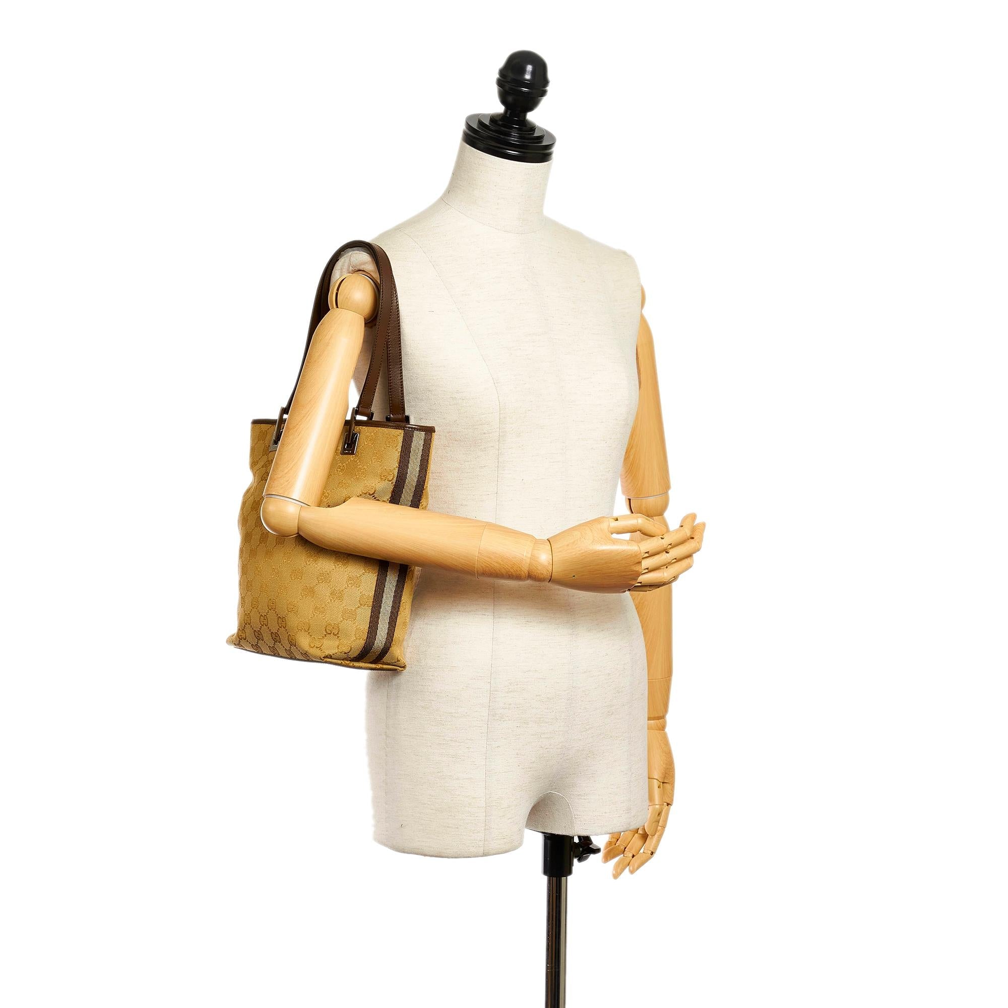 Gucci GG Canvas Tote Bag (SHG-34731)