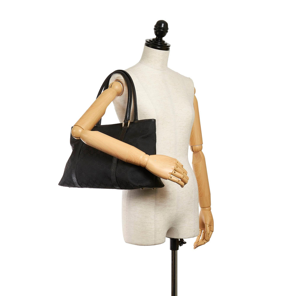 Gucci GG Canvas Tote Bag (SHG-36158)