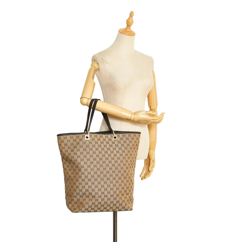 Gucci GG Canvas Tote (SHG-EEp2Ph)