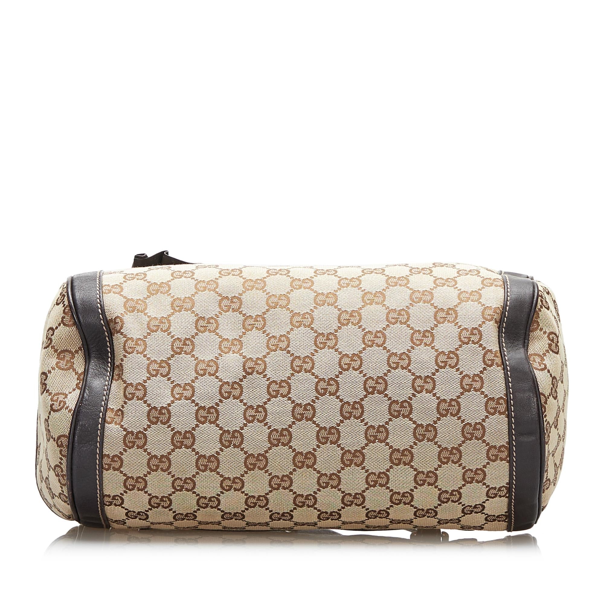 Gucci GG Canvas Trophy Handbag (SHG-4YAF0E)
