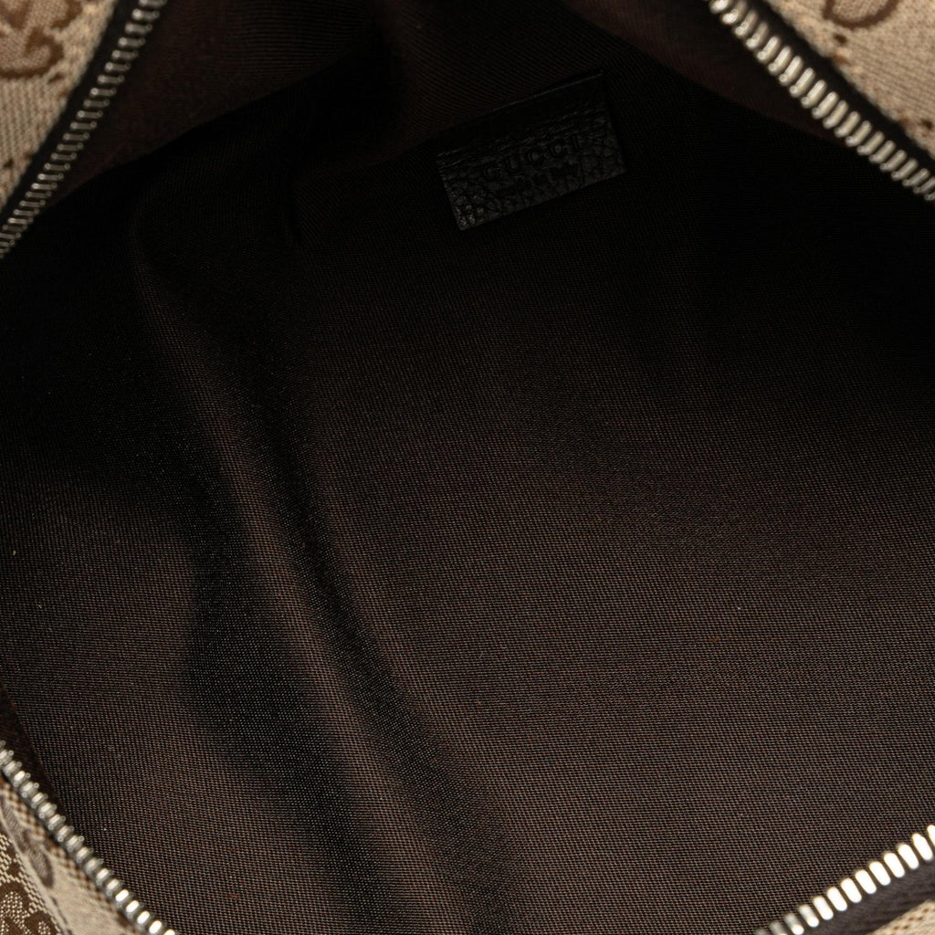 Gucci GG Canvas Waist Pouch (SHG-weuTOB)