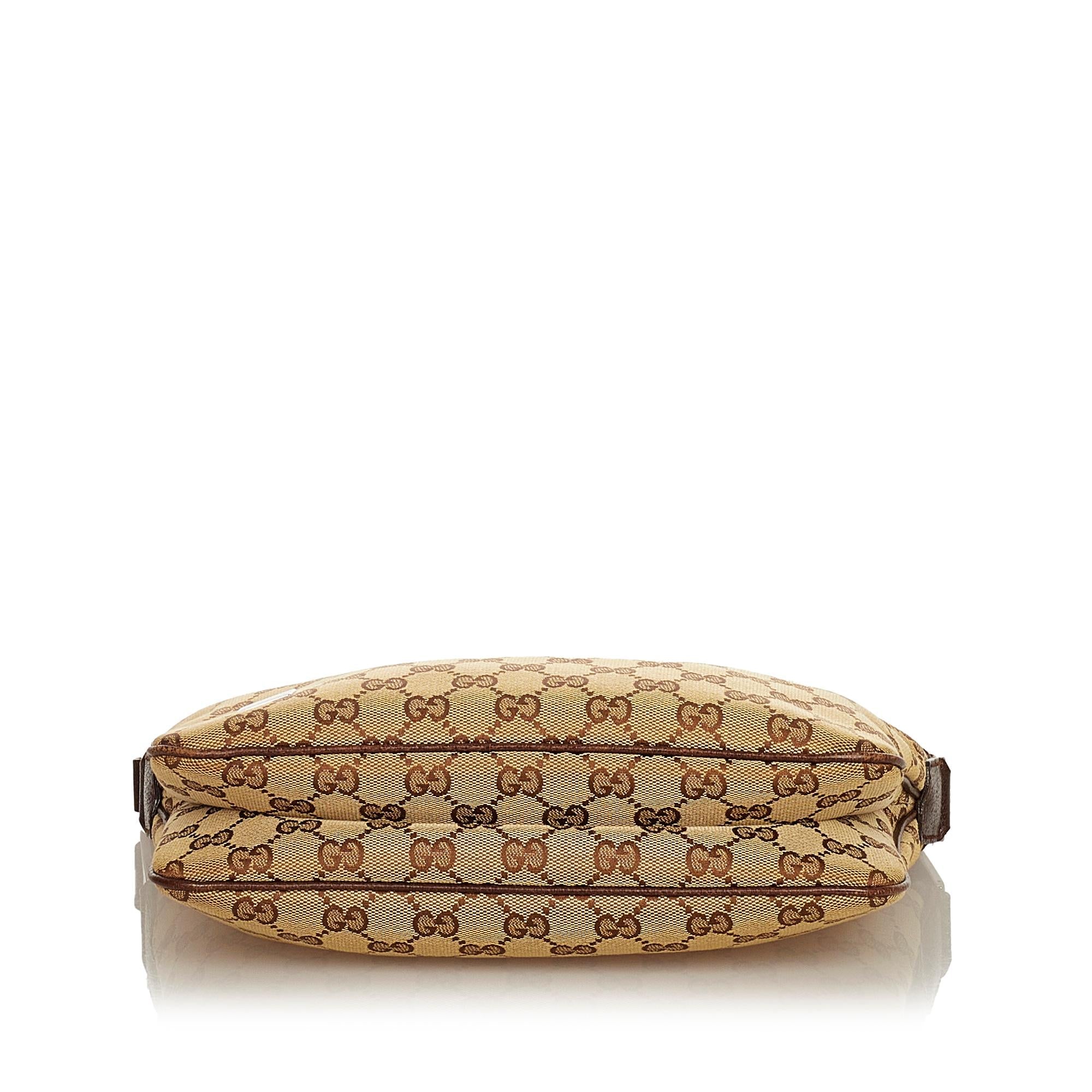 Gucci GG Canvas Web Baguette (SHG-31850)
