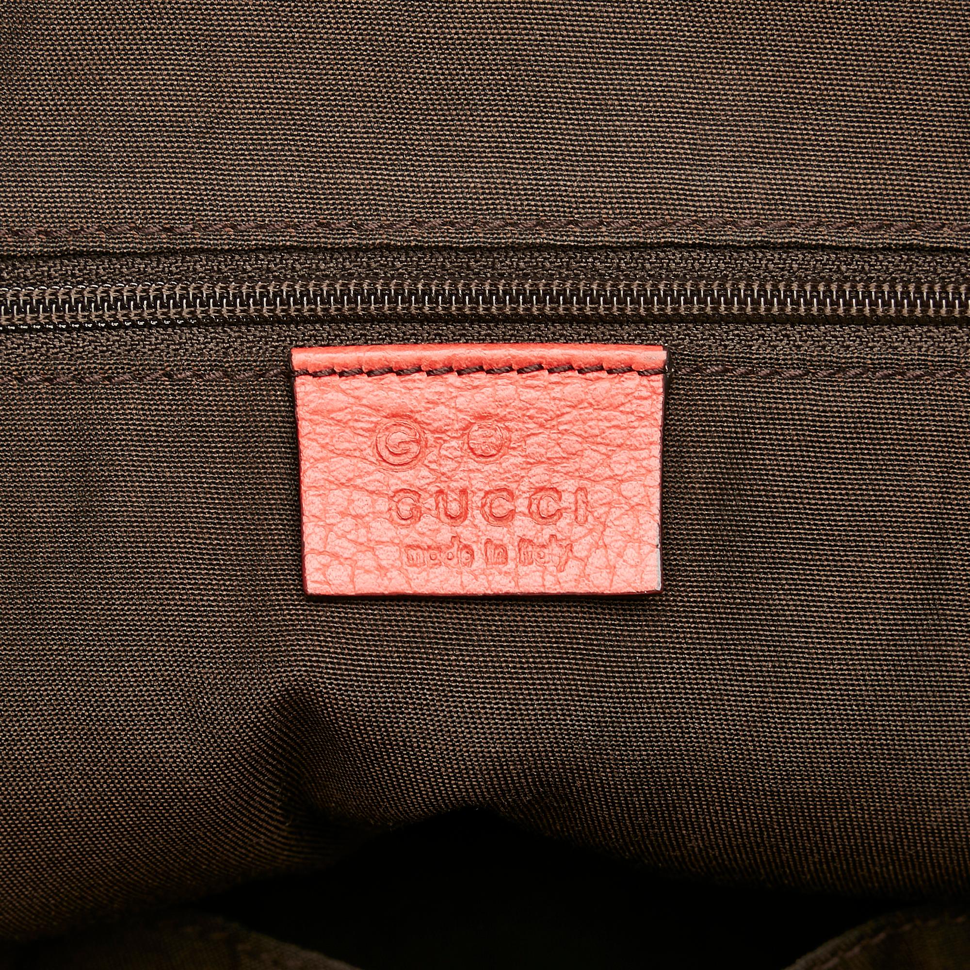 Gucci GG Charm Dome Leather Handbag (SHG-jqBZuV)