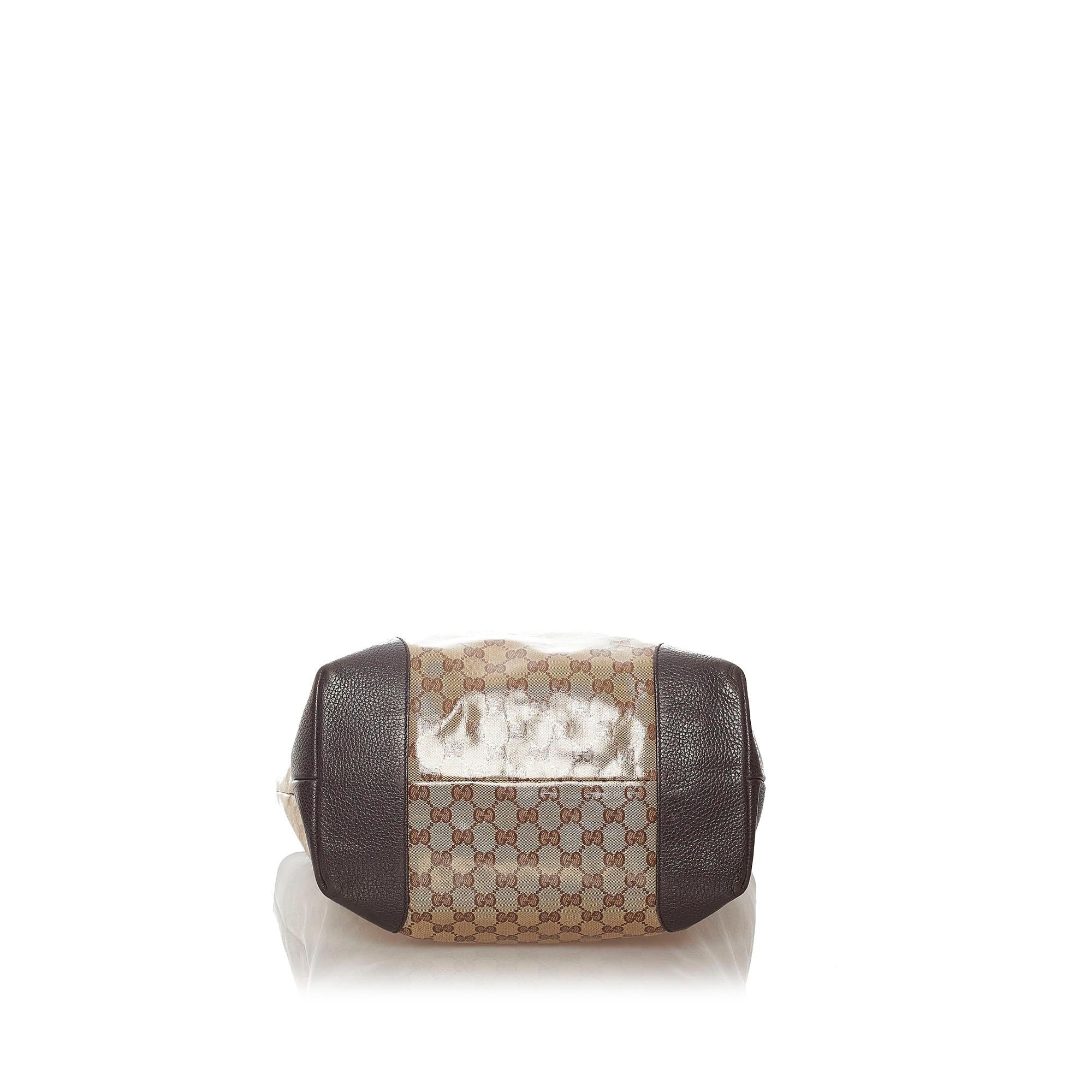 Gucci GG Crystal Charm Tote Bag (SHG-rqFJtK)