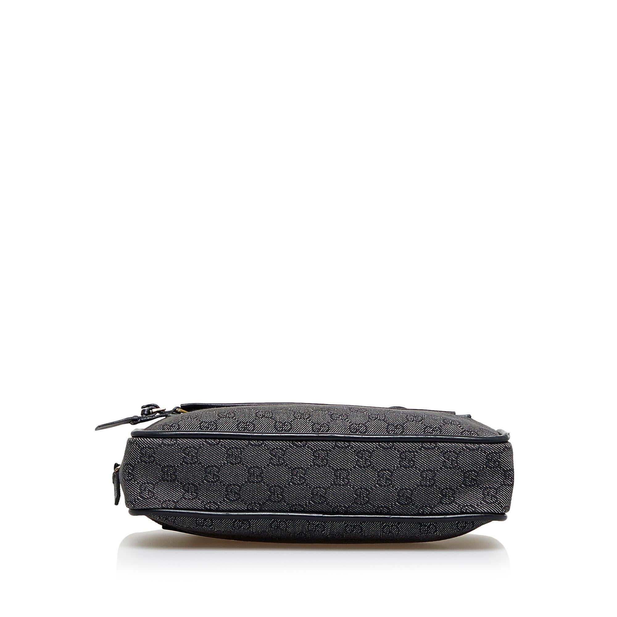 Gucci GG Denim Shoulder Bag (SHG-PBERuM)