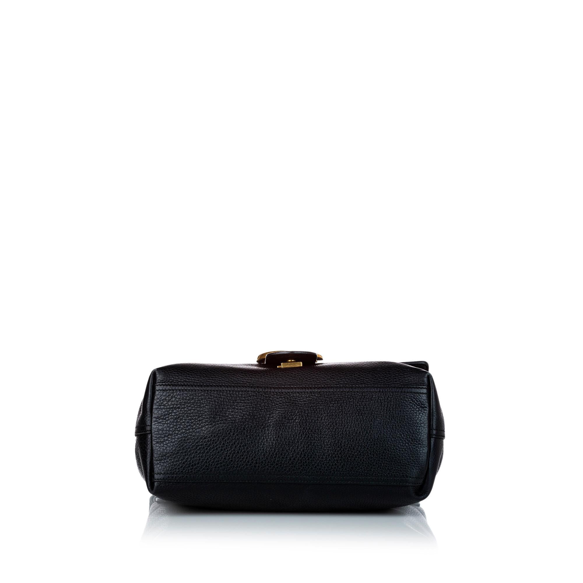 Gucci GG Marmont Leather Shoulder Bag (SHG-30299)