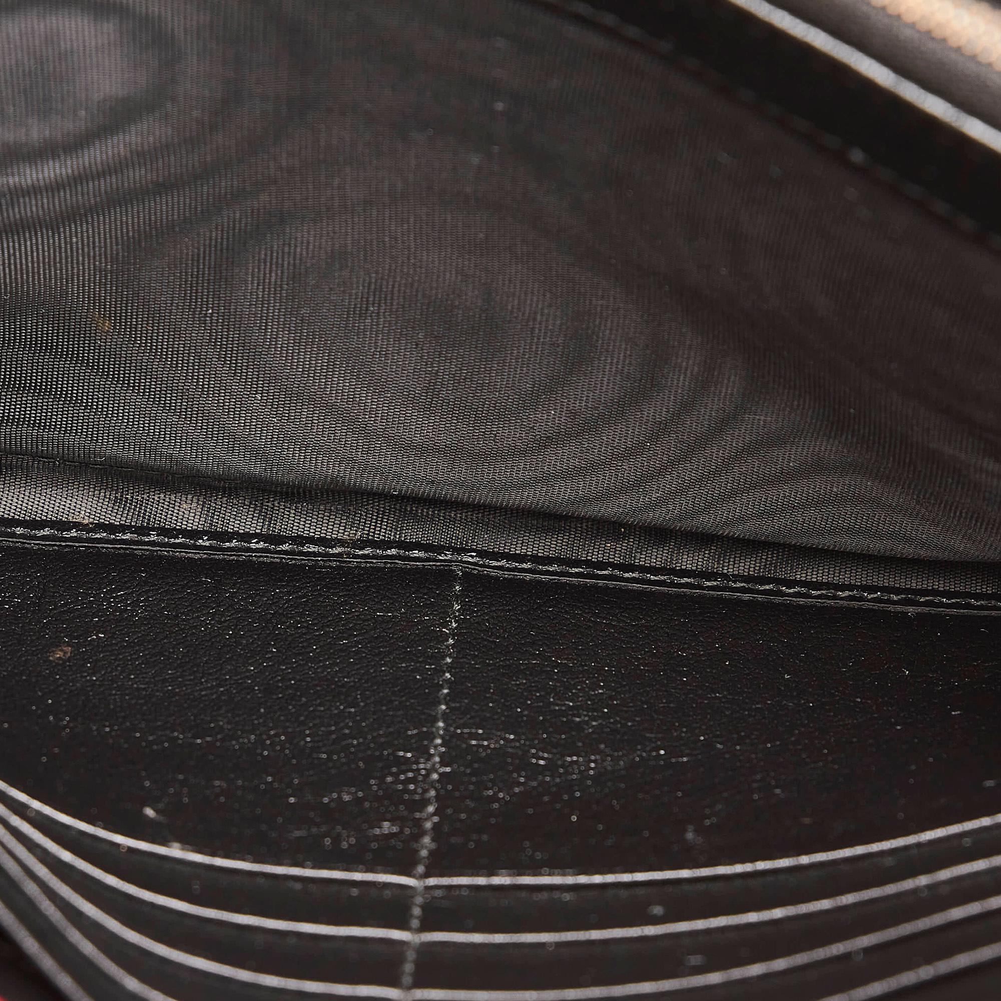 Gucci GG Marmont Leather Wallet on Chain (SHG-33741)