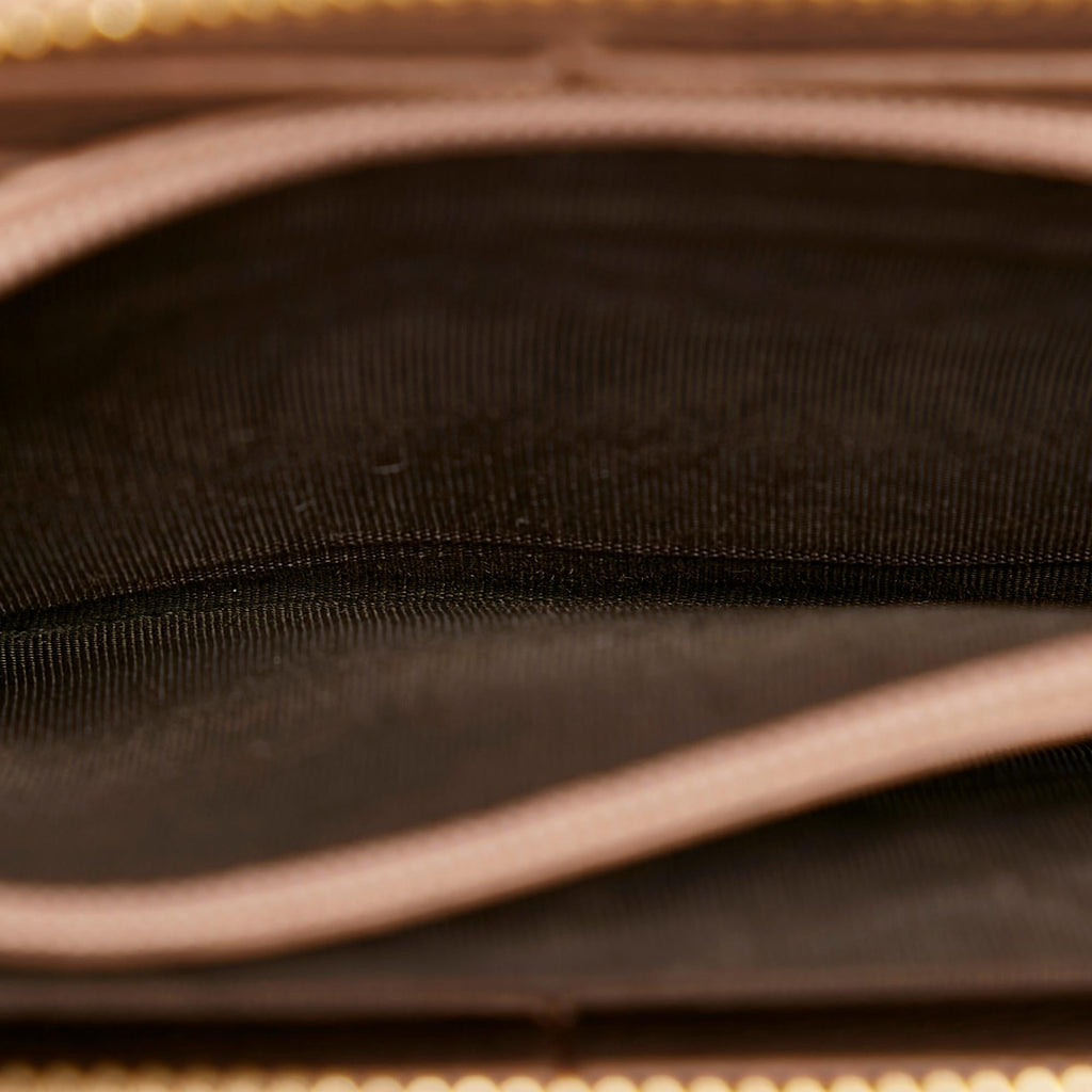 Gucci GG Marmont Leather Wallet (SHG-29633)