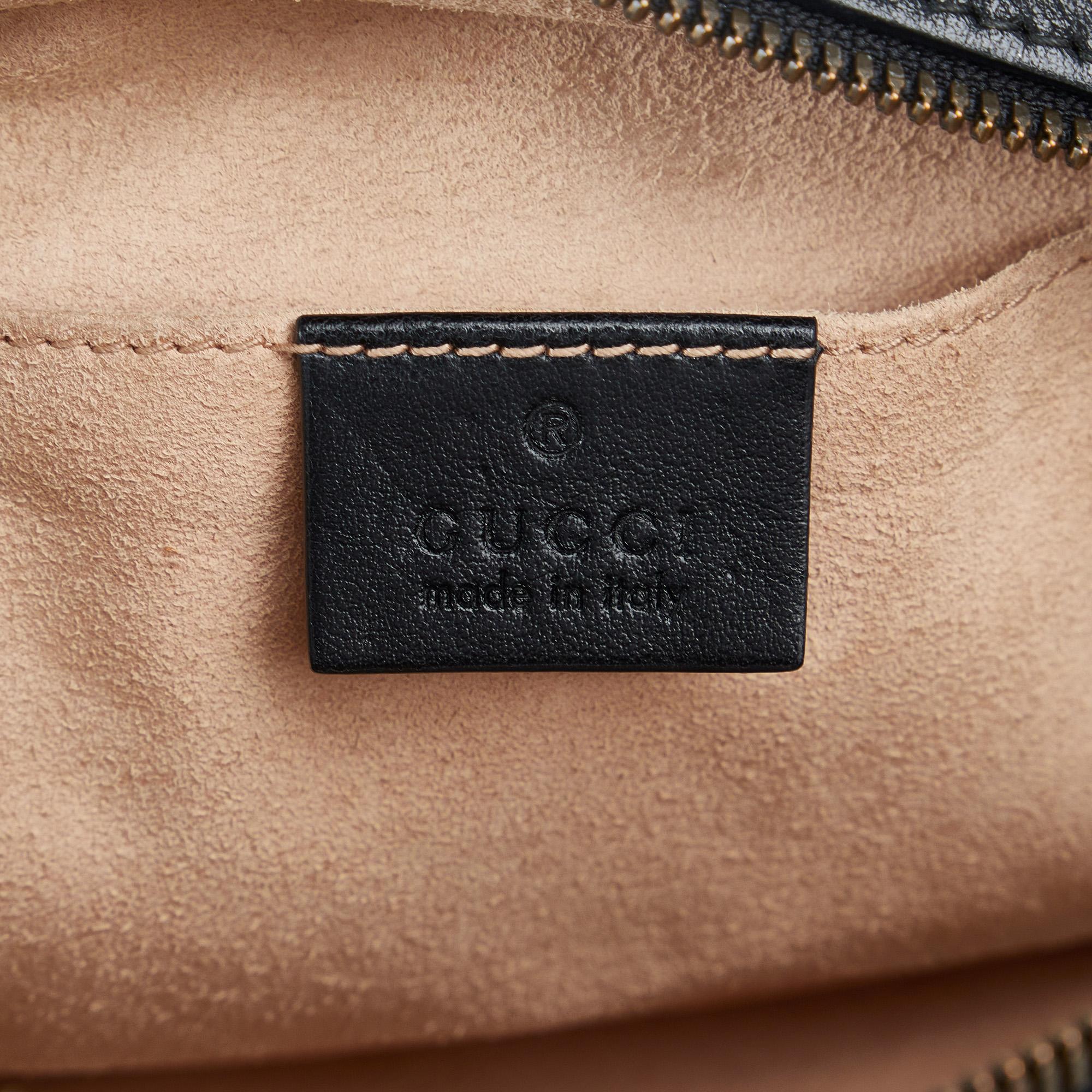 Gucci GG Marmont Matelasse Crossbody Bag (SHG-Ilztpl)