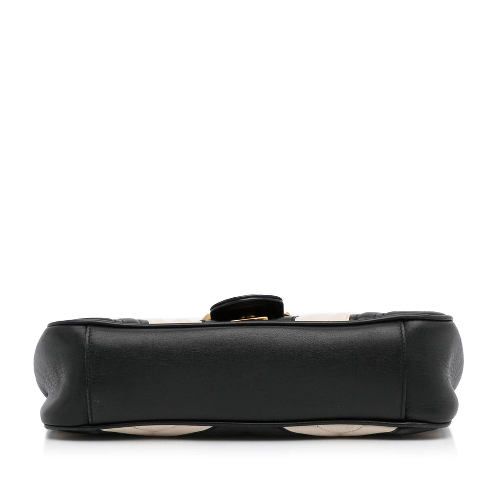 Gucci GG Marmont Matelasse Crossbody (SHG-pi1OVd)