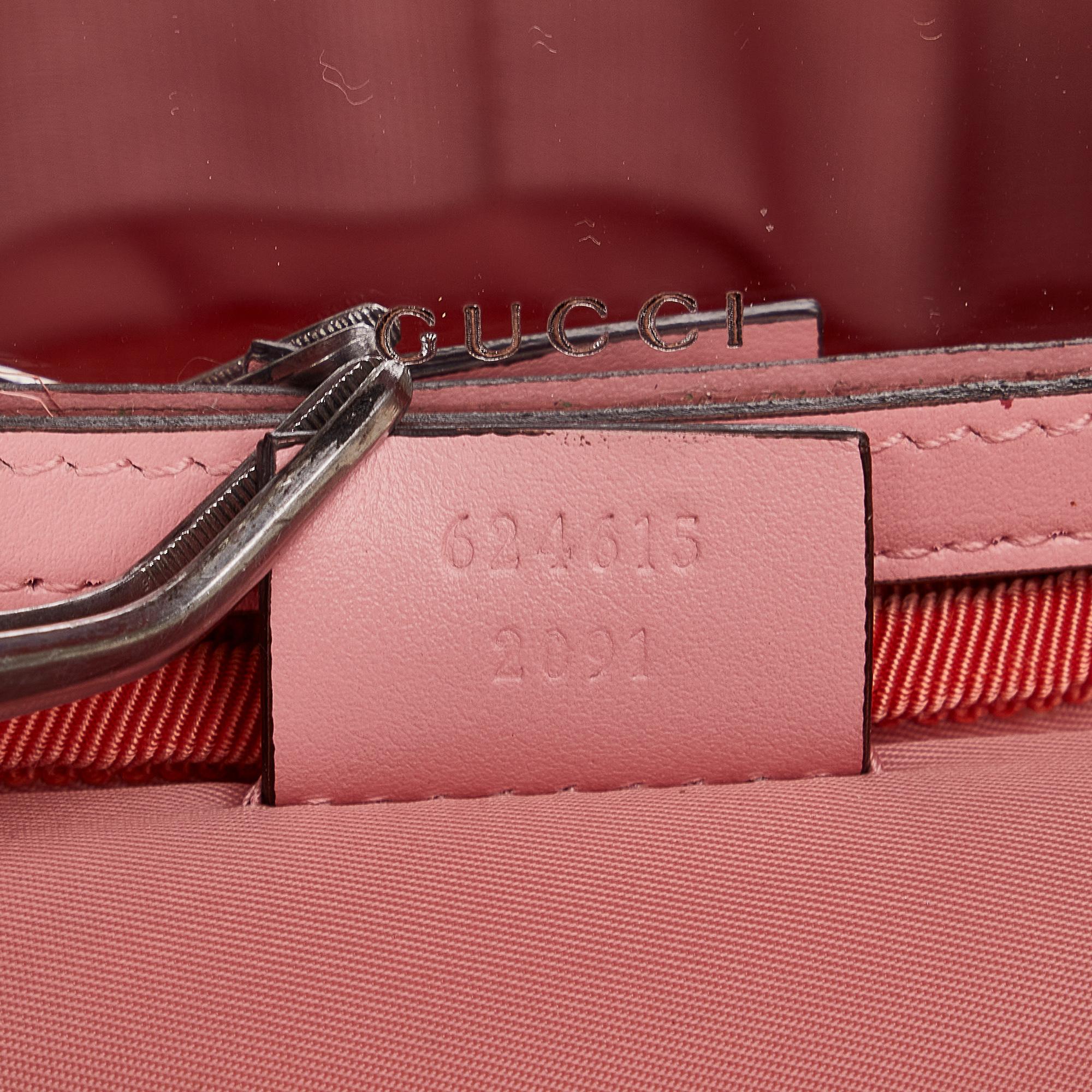 Gucci GG Marmont Matelasse Vanity Bag (SHG-EWa2xV)