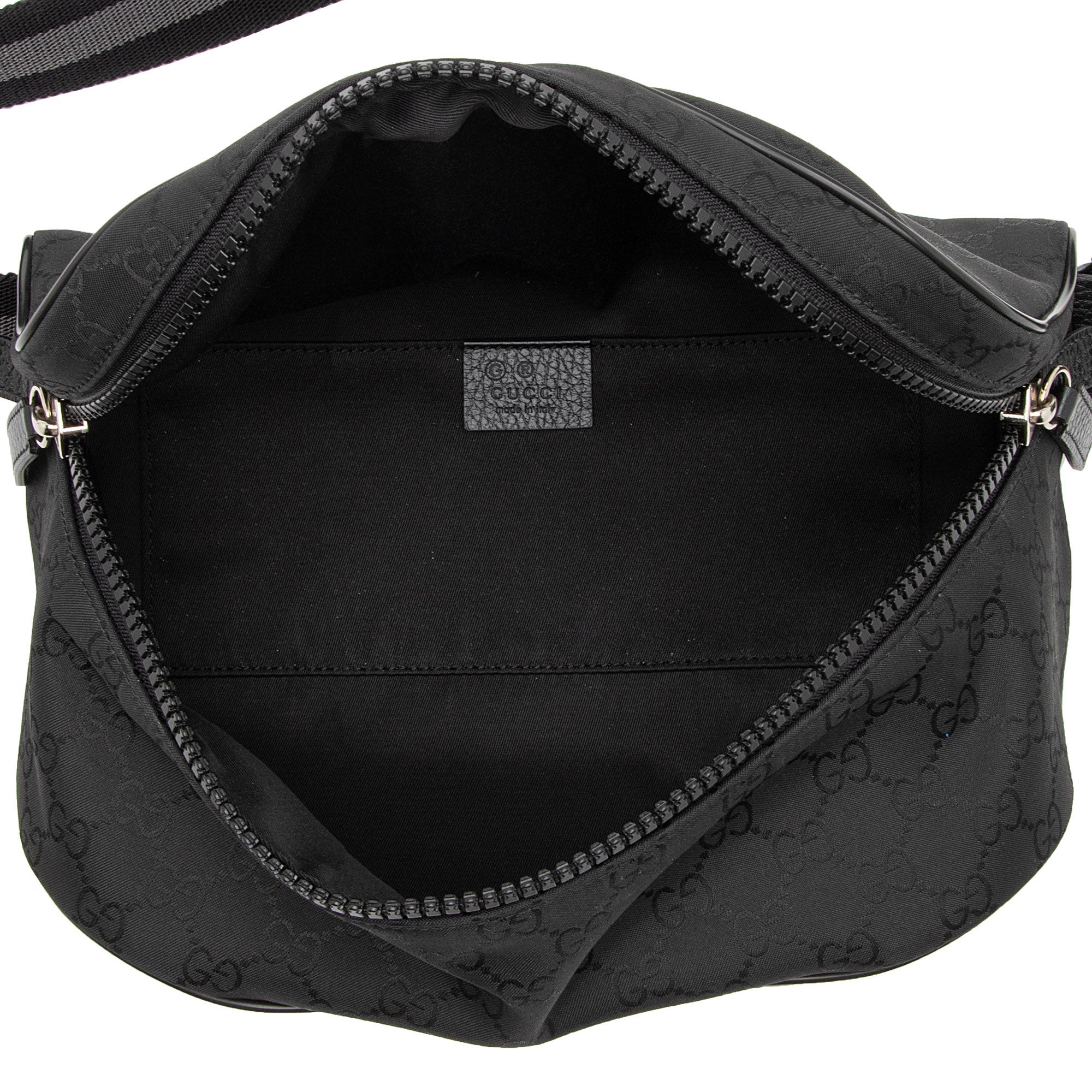 Gucci GG Nylon Belt Bag (SHF-yZgUsR)