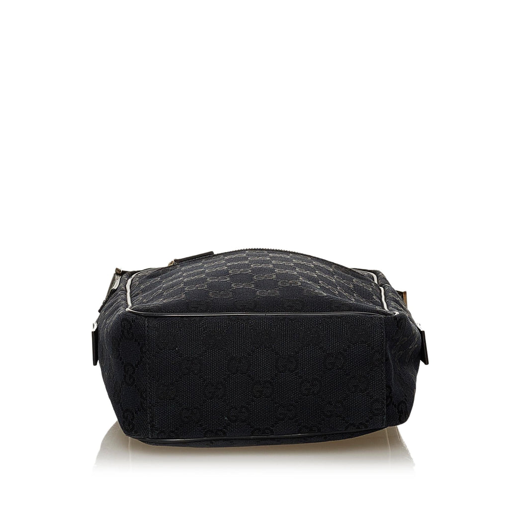 Gucci GG Nylon Crossbody Bag (SHG-29269)
