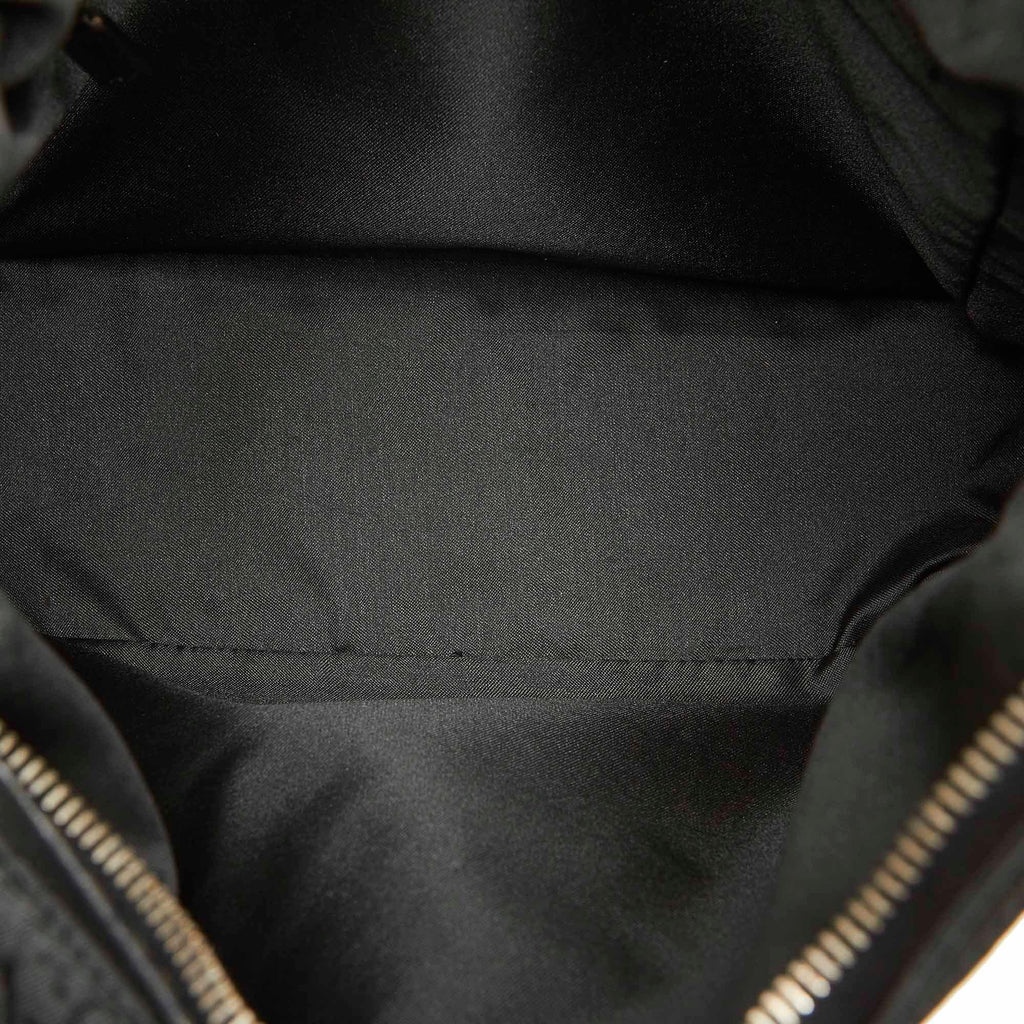 Gucci GG Nylon Shoulder Bag (SHG-22343)
